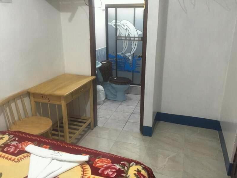 Hostal Albatros San Cristóbal エクステリア 写真
