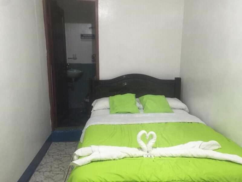 Hostal Albatros San Cristóbal エクステリア 写真